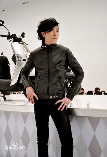 萧敬腾(Jam Hsiao) 代言LOVME手表生活照