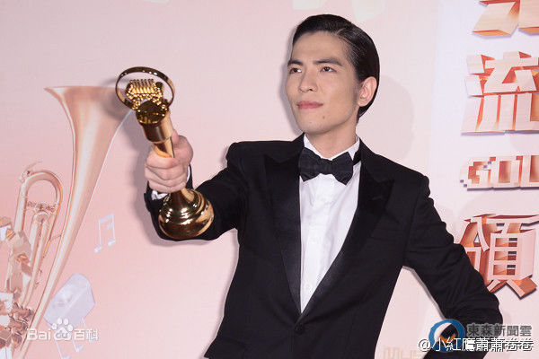 萧敬腾(Jam Hsiao)第24届金曲奖颁奖典礼性感图片图集