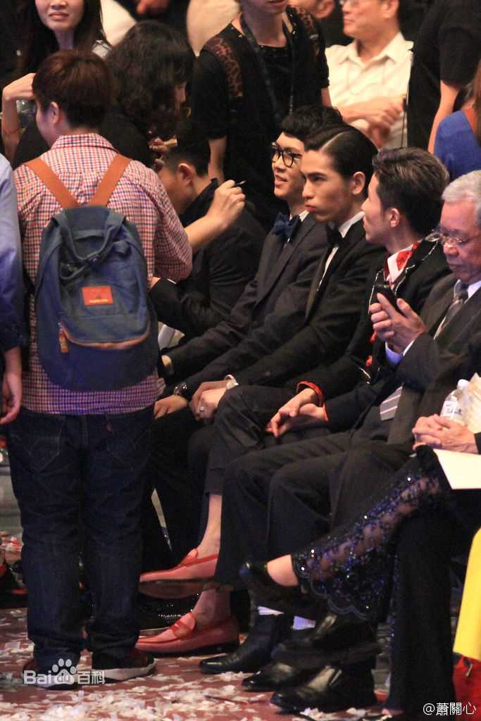 萧敬腾(Jam Hsiao)第24届金曲奖颁奖典礼性感图片图集