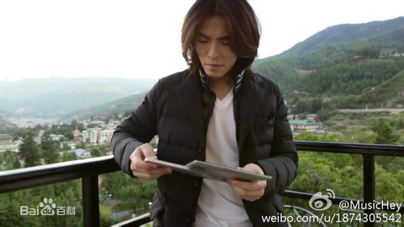 萧敬腾(Jam Hsiao)多力多滋、华硕图册