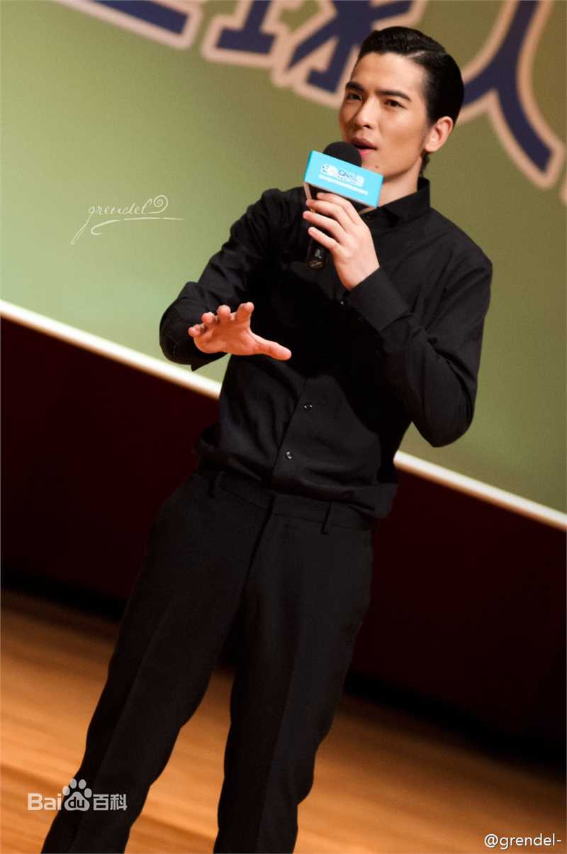 萧敬腾(Jam Hsiao)130710 大专院校夏季高峰论坛（GYLA）前后照片