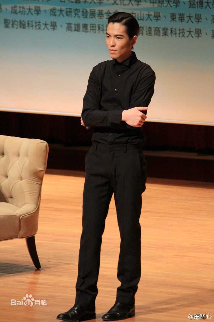 萧敬腾(Jam Hsiao)130710 大专院校夏季高峰论坛（GYLA）前后照片