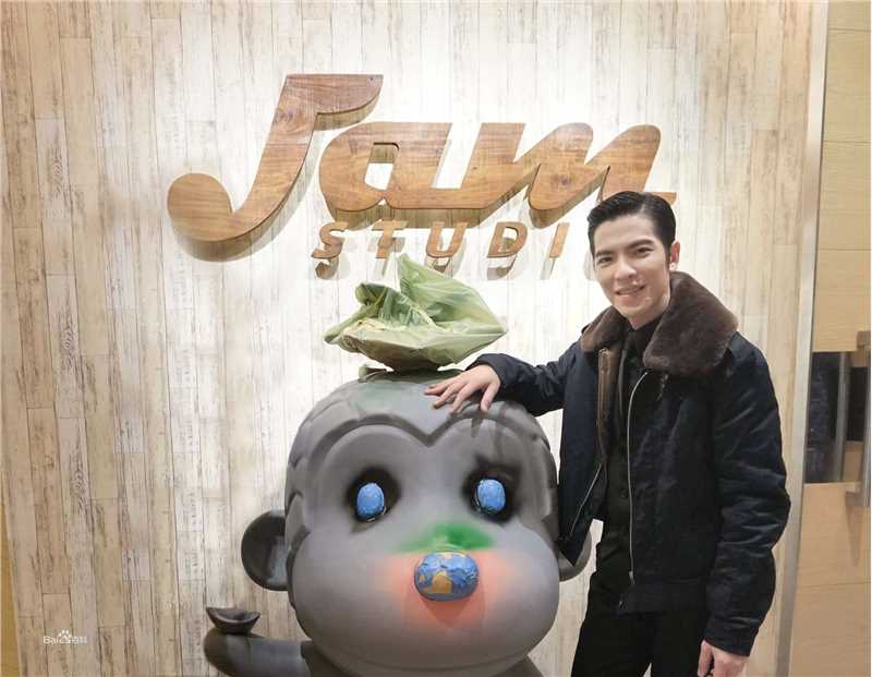 萧敬腾(Jam Hsiao)个人录音室JAM STUDIO性感图片图集