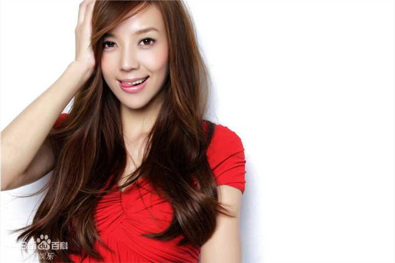 周韦彤(Cica Zhou)高清新年红裙优雅图集