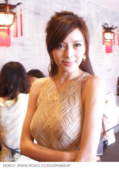 周韦彤(Cica Zhou)韦彤MOKO花絮图册