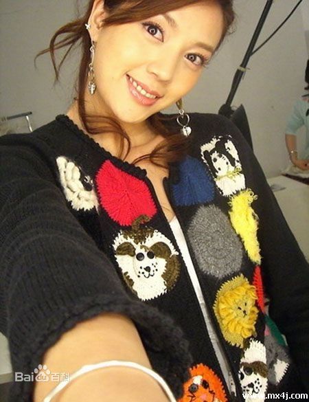 周韦彤(Cica Zhou)生活照素颜照相册