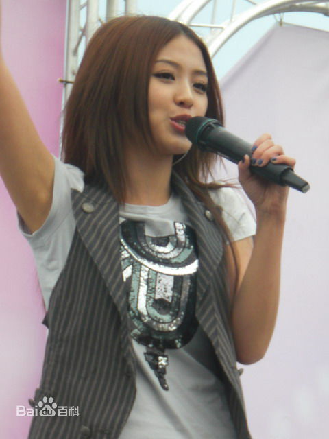 卓文萱(Genie)演唱会图片前后照片