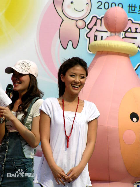 卓文萱(Genie)_公益活动性感图片图集