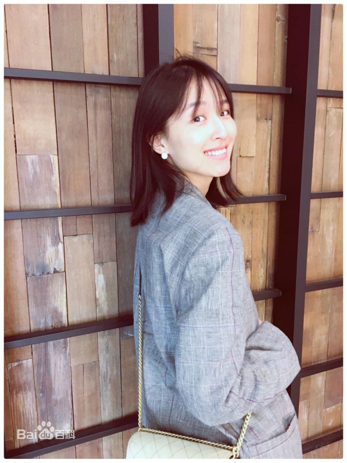 最新赵霁(Evonne)性感图片