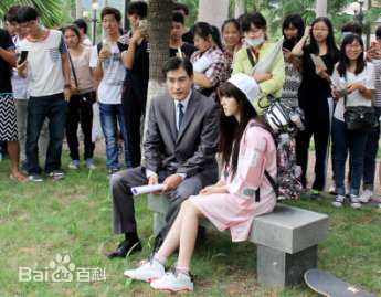 赵奕欢(Chloe Zhao)图册性感图片图集