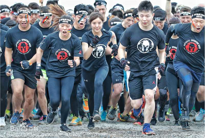 赵奕欢(Chloe Zhao)斯巴达勇士赛素颜照相册