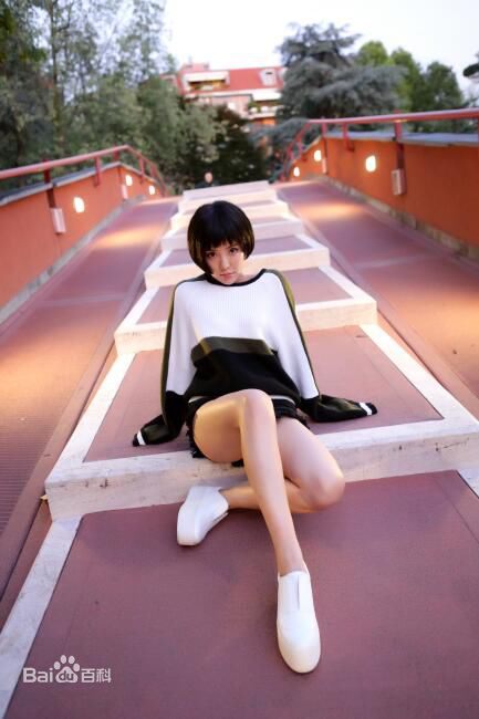 赵奕欢(Chloe Zhao)美图图册