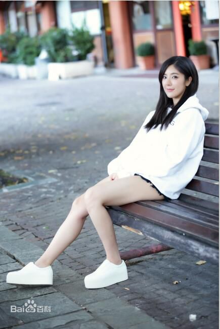 赵奕欢(Chloe Zhao)美图图册