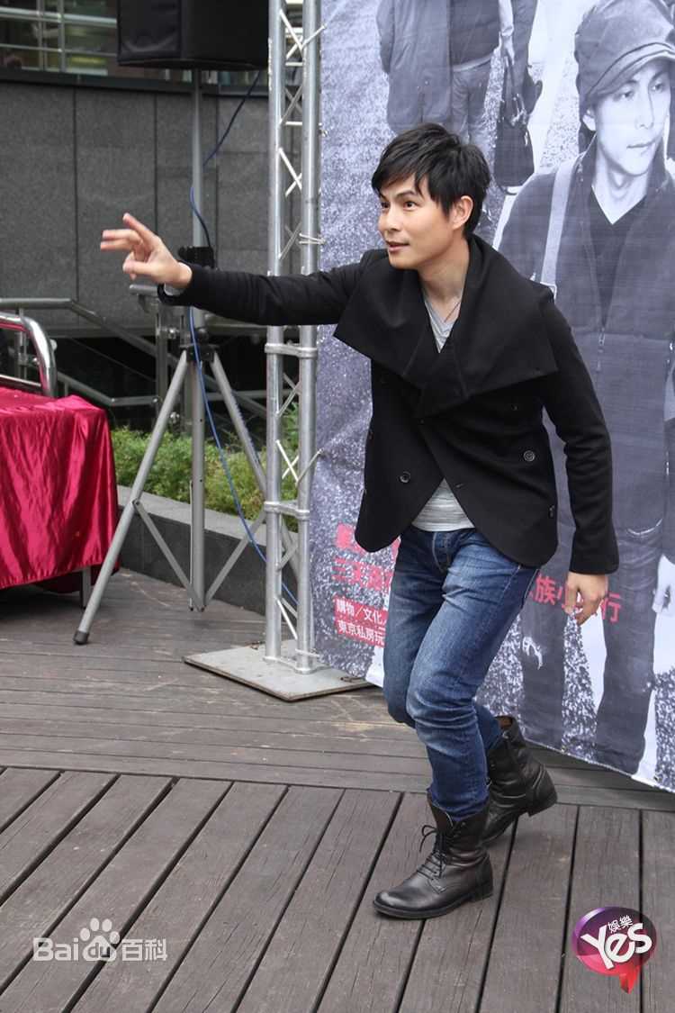 孙协志(Tony Sun)2012年签书会图片图册