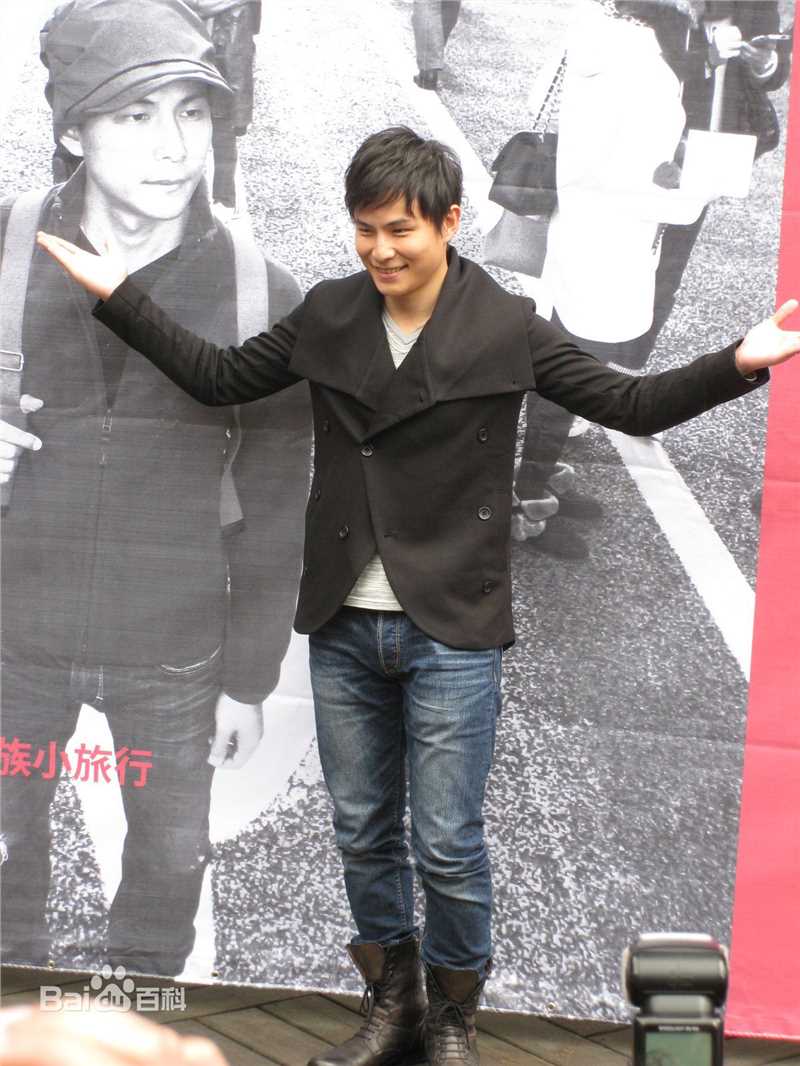 孙协志(Tony Sun)2012年签书会图片图册