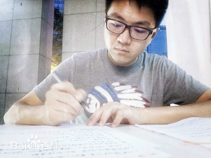 高清崔亮(JamesTsui)在《恋爱真美》中的图集