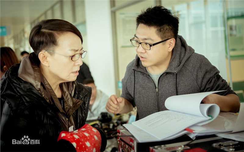 最新崔亮(JamesTsui)在《亲爱的她们》中的壁纸