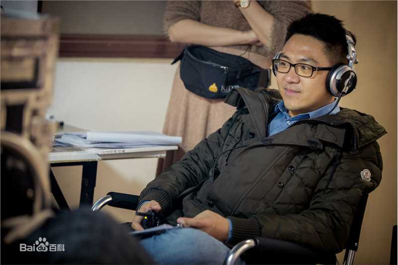 最新崔亮(JamesTsui)在《亲爱的她们》中的壁纸