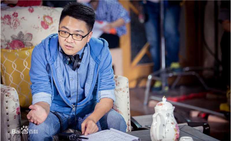 最新崔亮(JamesTsui)在《亲爱的她们》中的壁纸