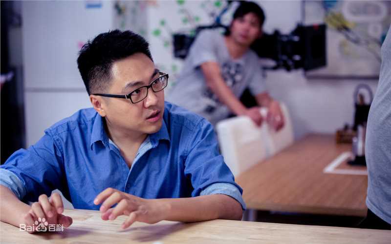 最新崔亮(JamesTsui)在《亲爱的她们》中的壁纸