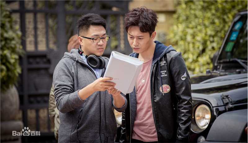 最新崔亮(JamesTsui)在《亲爱的她们》中的壁纸