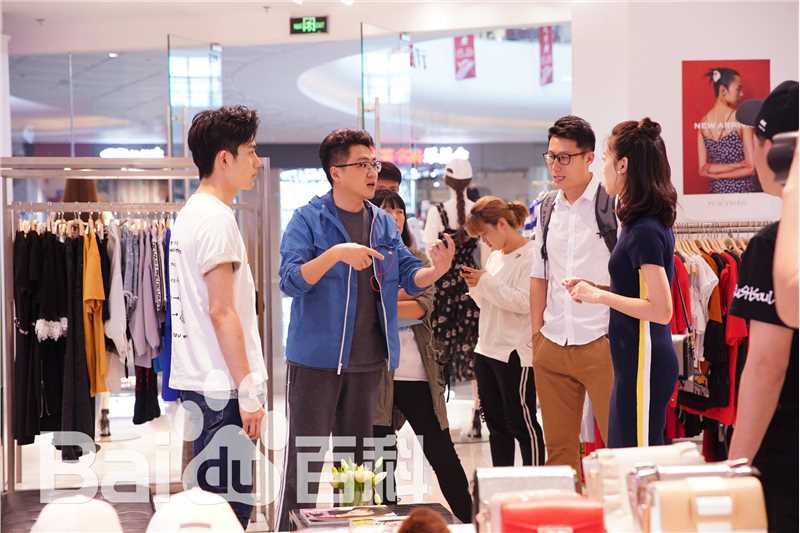 精选崔亮(JamesTsui)在《七月与安生》中的图册