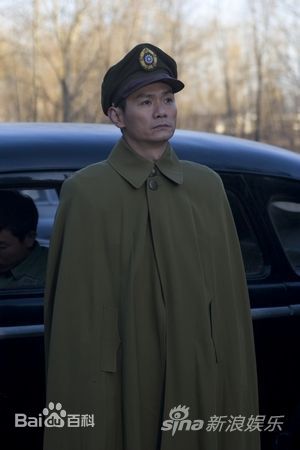 果靖霖果静林饰演楚云飞前后照片