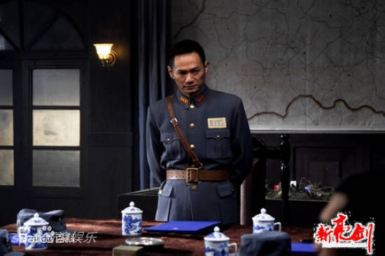 果靖霖果静林饰演楚云飞前后照片