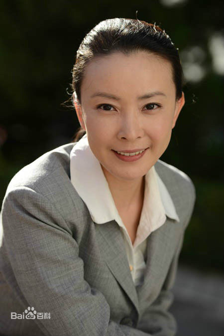 最新刘威葳(Vivienne Liu)在《坐88路车回家》中的壁纸