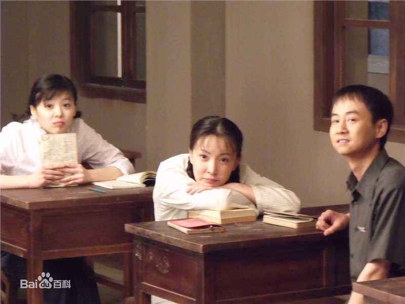 最新刘威葳(Vivienne Liu)在《雪花那个飘》中的图集