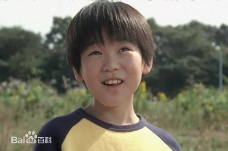 高斯·奥特曼(ウルトラマンコスモス<br>Ultraman Coos)高斯人间体：春野武藏及其变身生活照