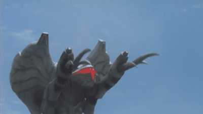 高斯·奥特曼(ウルトラマンコスモス<br>Ultraman Coos)奥特防御前后照片