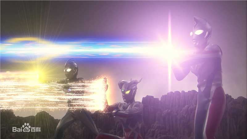 高斯·奥特曼(ウルトラマンコスモス<br>Ultraman Coos)月神粉碎图片图集