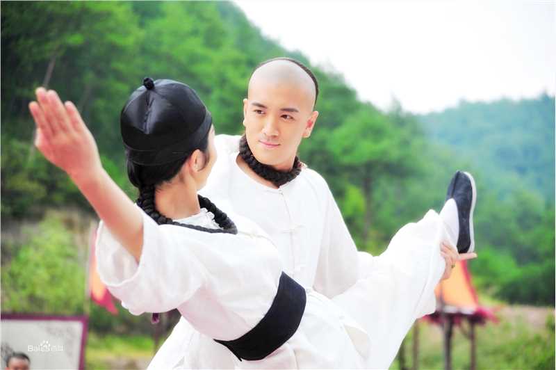 杨子《盖世英雄方世玉》精选剧照