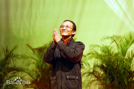 游本昌(Benchang You)活动照片前后照片