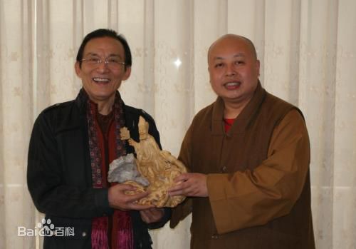 游本昌(Benchang You)活动照片前后照片