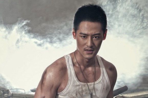 最新亓航性感图片