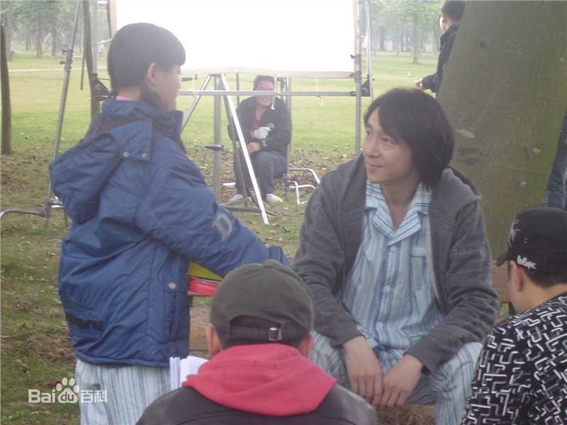 苏可拍戏现场性感图片图集