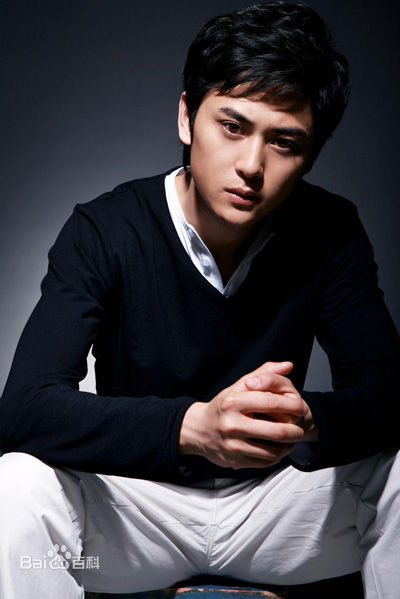 高清王鹏凯性感图片