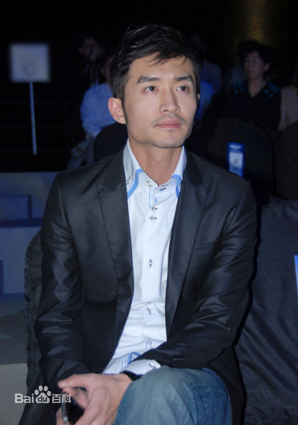 李泰延(Terry Li)出席时装周前后照片