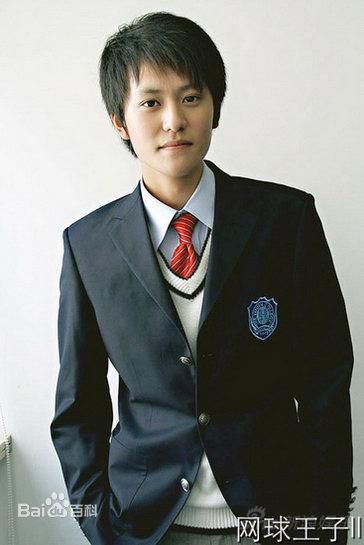 最新秦俊杰在《网球王子》龙马中的壁纸