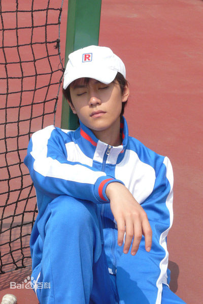 最新秦俊杰在《网球王子》龙马中的壁纸