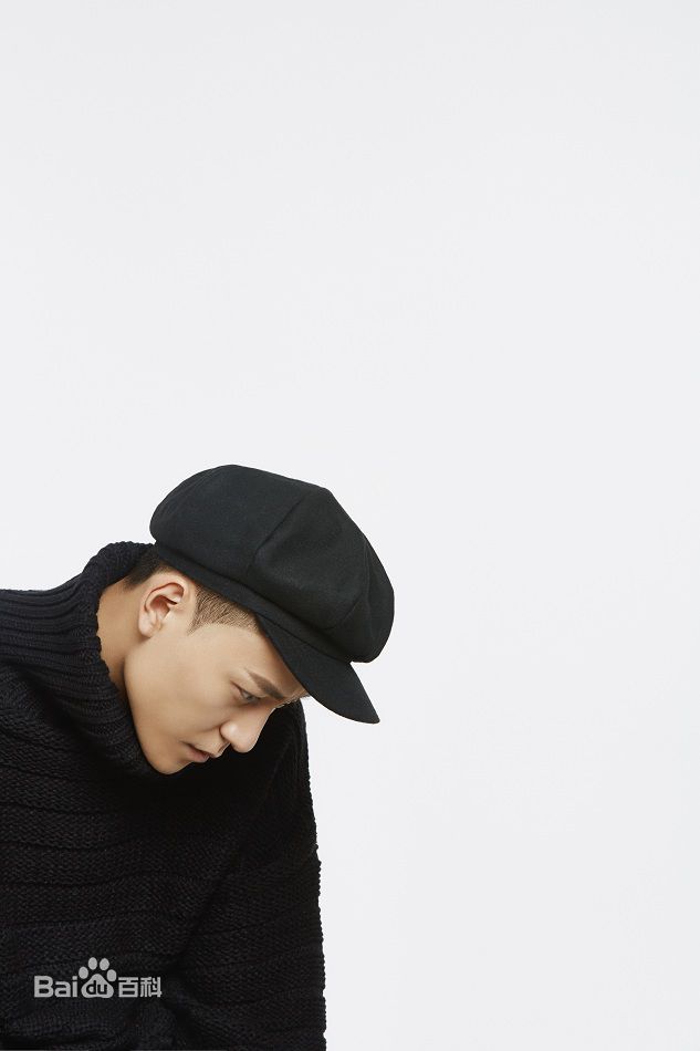 秦俊杰最新图集