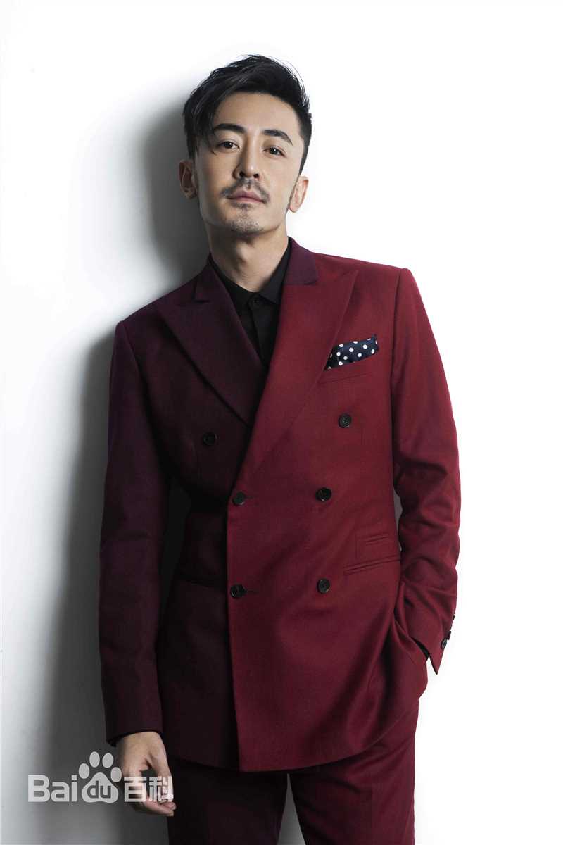 最新李雅男性感图片