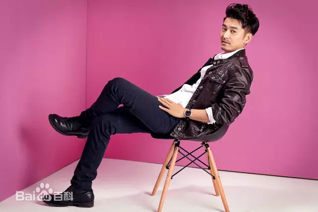 袁文康(Mickey)最新壁纸