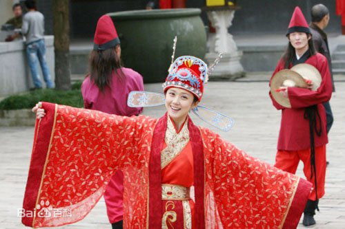 张娜拉()刁蛮俏御医最新剧照