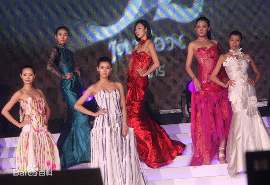 最新张娜拉()精彩图册