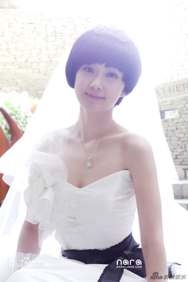 最新张娜拉()精彩图册