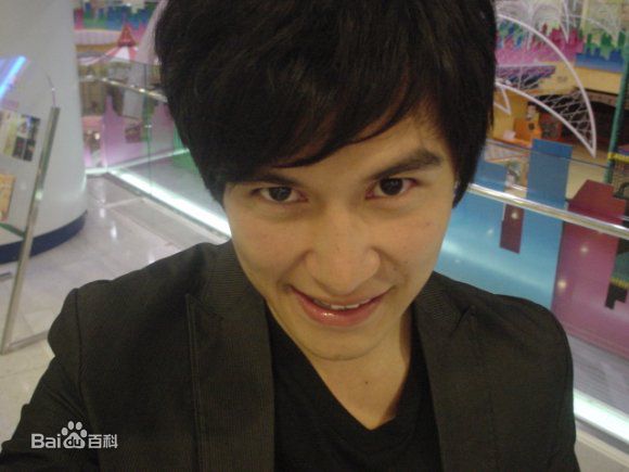 陈家乐(Carlos Chan、Chan Ka Lok)前后照片