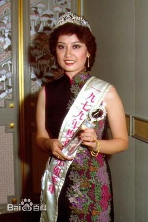 高清钟慧冰(Maria Chung)图片